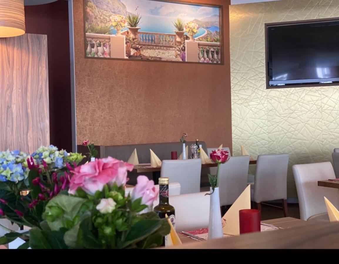 Hotel Toscana บอร์นา ภายนอก รูปภาพ